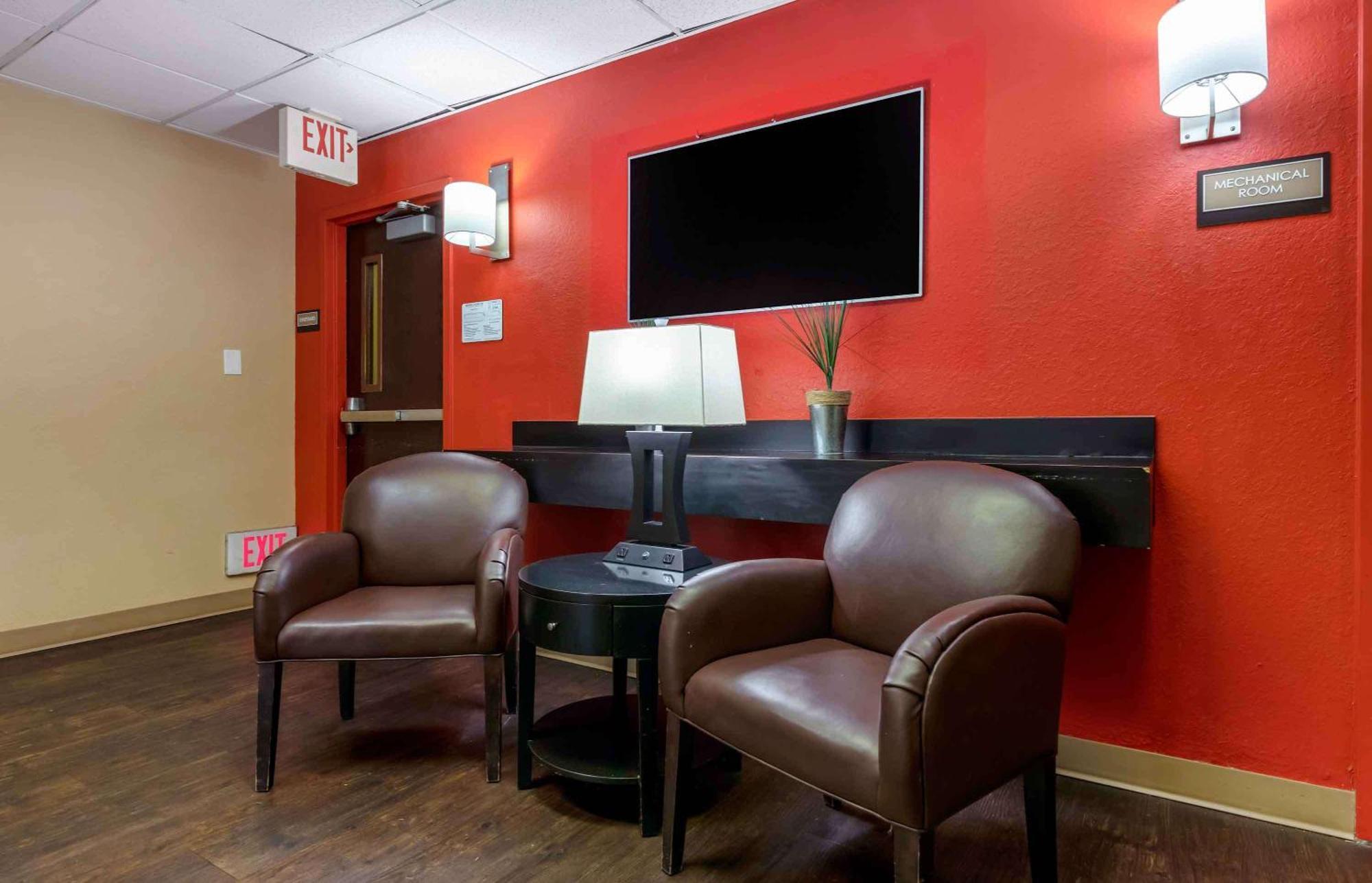 Extended Stay America Select Suites - Orlando - Conven Ctr - Sports Complex Williamsburg Eksteriør billede