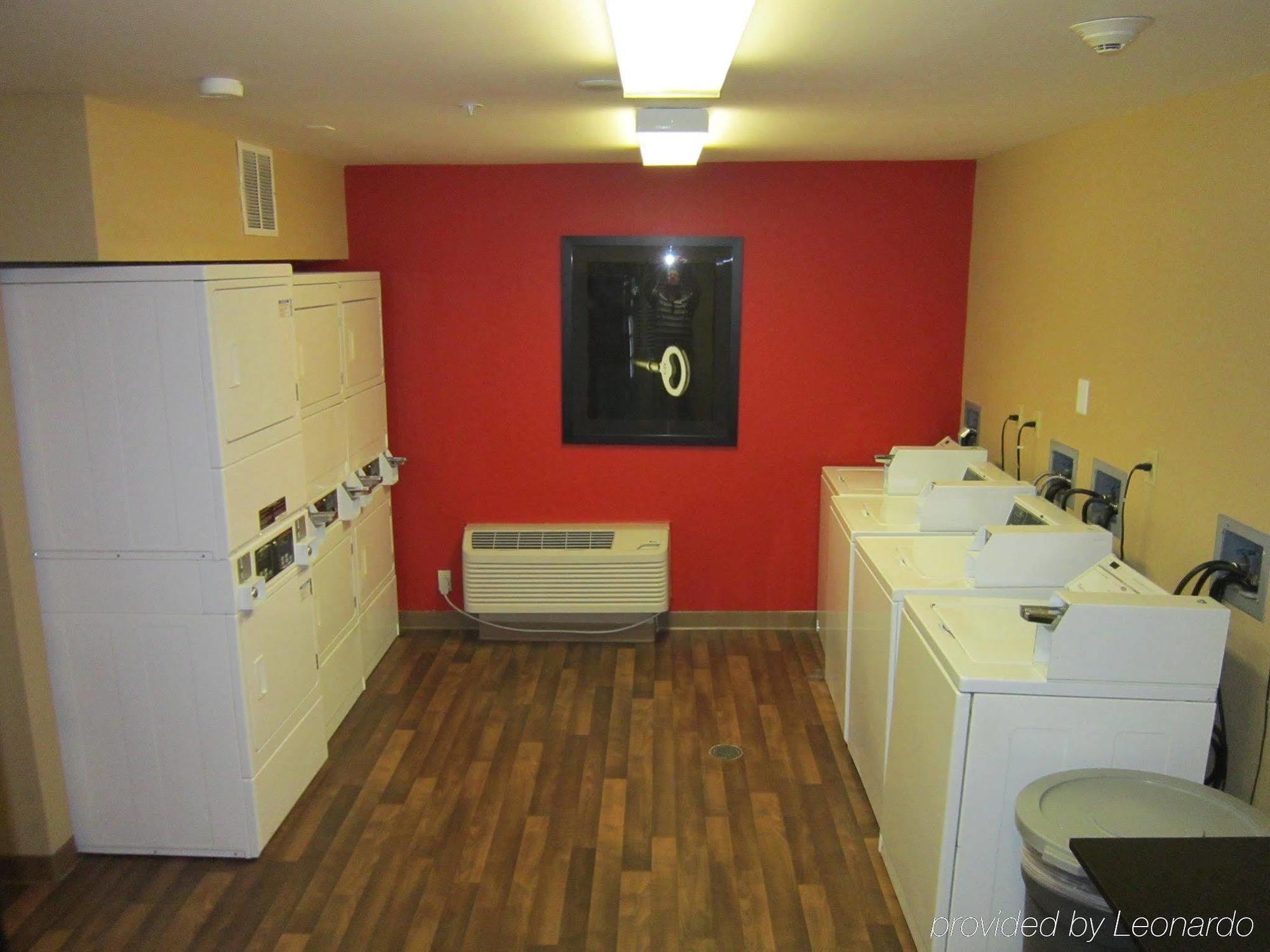 Extended Stay America Select Suites - Orlando - Conven Ctr - Sports Complex Williamsburg Eksteriør billede